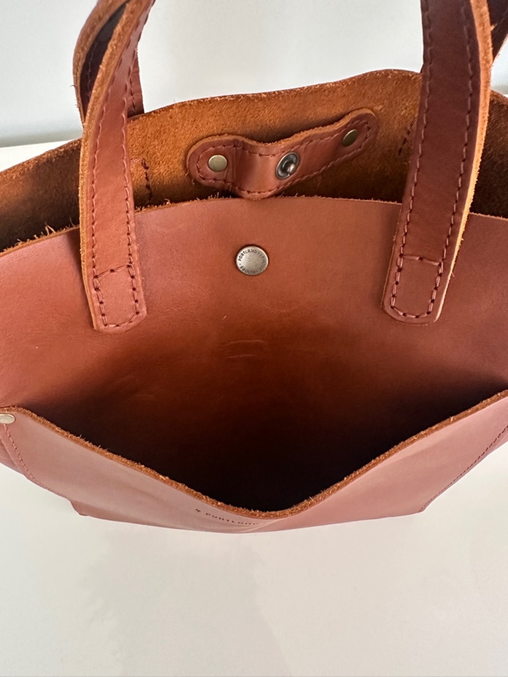 Portland Leather Goods Mini Crossbody Tote Handbag in Honey - Picture 10 of 12